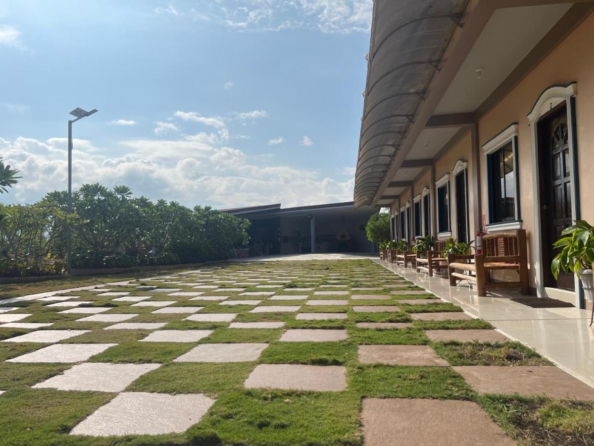 La Plumerias Moalboal Exterior foto